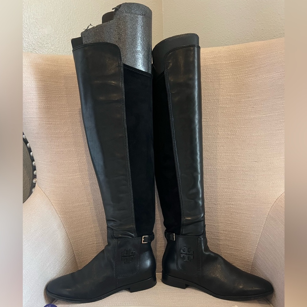 Black Knee-High Riding Boots